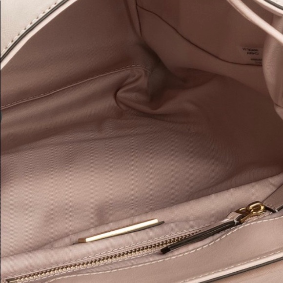 ⛔️SOLD⛔️Authentic Tory Burch leather backpack - Picture 7 of 8